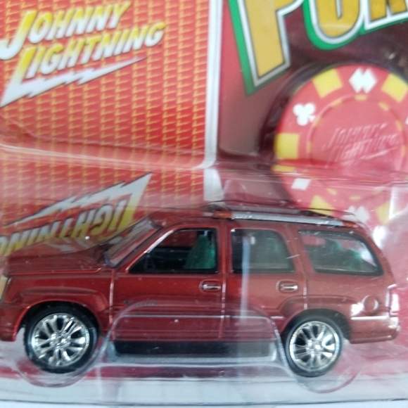 2005 Johnny Lightning "Poker" #8 Red 1:64 Diecast 2004 Cadillac Escalade Car/SUV - Picture 6 of 10